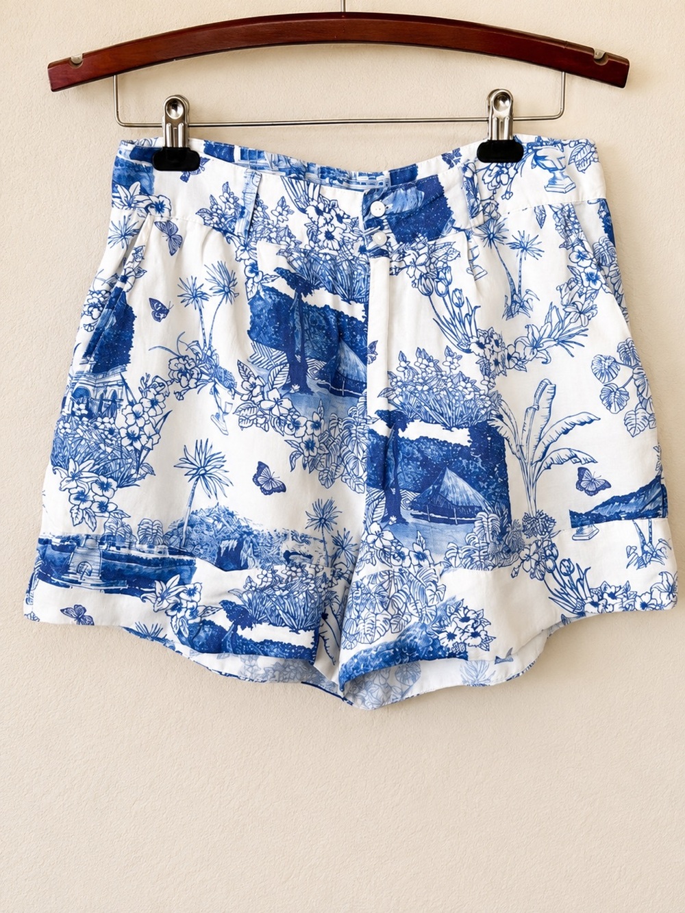 Farm Rio Antique Print Linen Shorts Size M - Picture 2 of 9